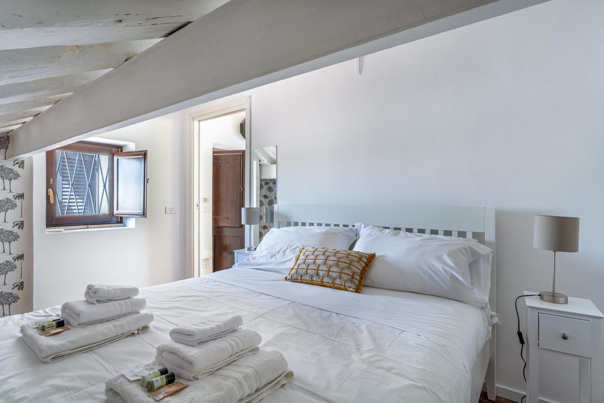 Apartamento Iflat Pantheon & La Dolce Skyline Penthouse *